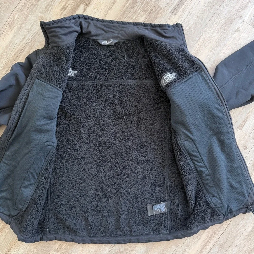 The North Face Men's Black WindWall Sherpa Lined Softshell Jacket Size Small